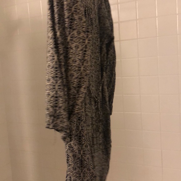 Patterned Tunic - Picture 2 of 3